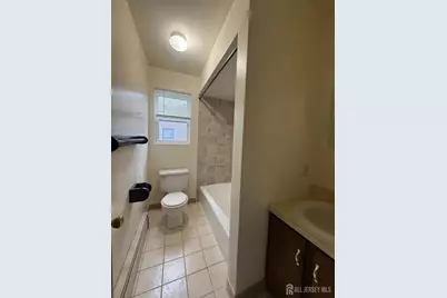 710-712 Drake Avenue #710, Middlesex, NJ 08846 - Photo 8