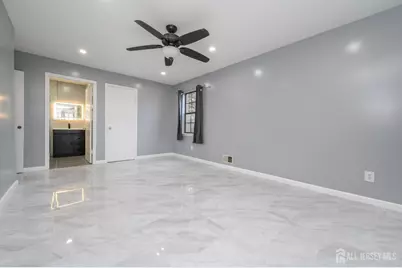 28 Powderhorn Court #a, Woodbridge Township, NJ 07095 - Photo 16