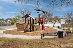 112 Redbud Rd, Piscataway Township, NJ 08854 - Photo 26