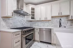 423 New Market Rd, Piscataway Township, NJ 08854 - Photo 18