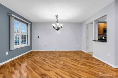 18 Bridgepointe Drive, South Amboy, NJ 08879 - Photo 22
