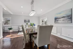 239 Suttons Ln, Edison, NJ 08817 - Photo 10