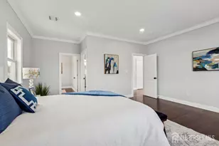 239 Suttons Ln, Edison, NJ 08817 - Photo 22