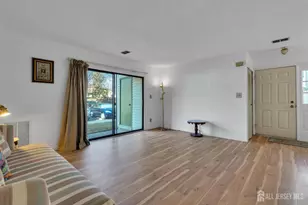 701 Sunshine Ct, Sayreville, NJ 08859 - Photo 10