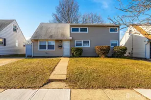 77 Marion St, Carteret, NJ 07008 - Photo 2