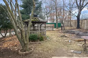 2071 State Route 35, South Amboy, NJ 08879 - Photo 2