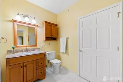 540 Cranbury Road, East Brunswick Township, NJ 08816 - Photo 18