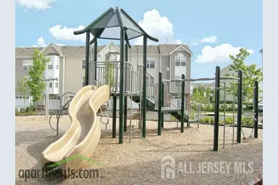 129 Gawron Court, Sayreville, NJ 08859 - Photo 10