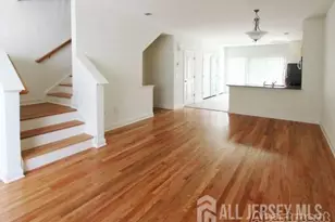 129 Gawron Ct, Sayreville, NJ 08859 - Photo 4