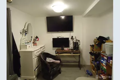 720 Mary Street, Perth Amboy, NJ 08861 - Photo 8