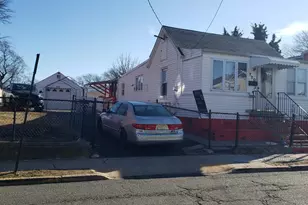 720 Mary St, Perth Amboy, NJ 08861 - Photo 1