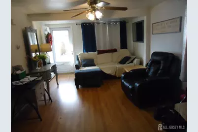 720 Mary Street, Perth Amboy, NJ 08861 - Photo 4