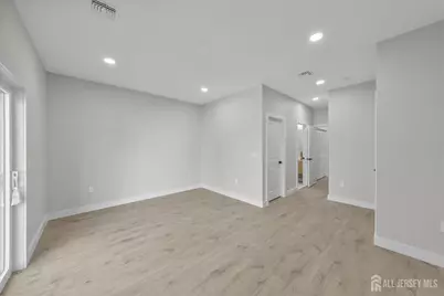 404 Washington Street, Perth Amboy, NJ 08861 - Photo 8