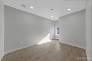 404 Washington St, Perth Amboy, NJ 08861 - Photo 16