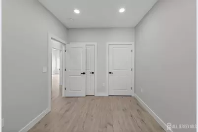 404 Washington Street, Perth Amboy, NJ 08861 - Photo 14