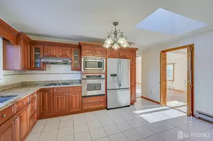 18 Cortelyous Ln, Franklin Township, NJ 08873 - Photo 12