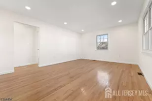 147 Wedgewood Ave, Woodbridge Township, NJ 07095 - Photo 6