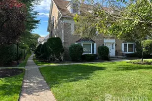 107 S Maple Ave, Park Ridge, NJ 07656 - Photo 2