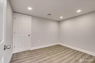 31 Smullen St, Sayreville, NJ 08872 - Photo 26