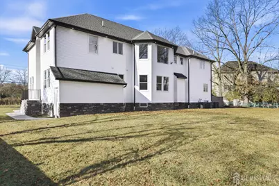 4 Hemlock Drive, Edison, NJ 08820 - Photo 58