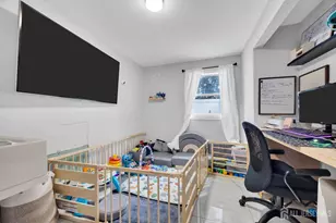 241 Orange St, Dunellen, NJ 08812 - Photo 16