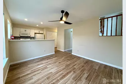 384 Inwood Court, Franklin Township, NJ 08873 - Photo 16