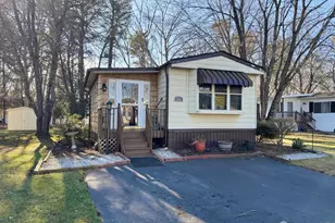 144 Libby Ct, Spotswood, NJ 08884 - Photo 2