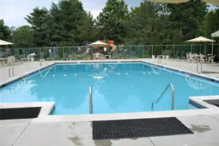 304 Bromley Pl, East Brunswick Township, NJ 08816 - Photo 12