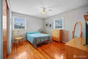 23 Sherwood Rd, Sayreville, NJ 08859 - Photo 36