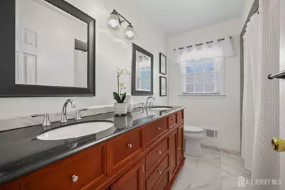 23 Sherwood Road, Sayreville, NJ 08859 - Photo 38