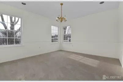 277 E Nighthawk Drive, Monroe Township, NJ 08831 - Photo 10