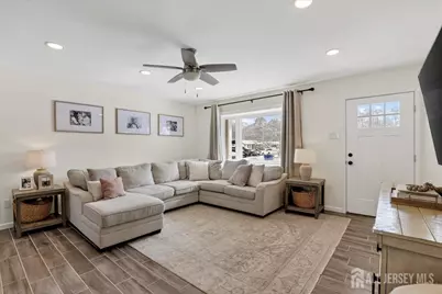 21 Throop Avenue, Monroe Township, NJ 08831 - Photo 6