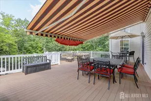 2 Red Oak Ct, Monroe Township, NJ 08831 - Photo 8