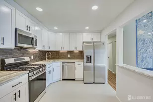 344 Danbury Ln, East Brunswick Township, NJ 08816 - Photo 10