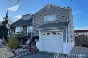 189 McFarlane Rd, Colonia, NJ 07067 - Photo 2