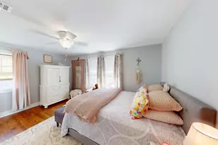 40 E Sherman St, Monroe Township, NJ 08831 - Photo 16