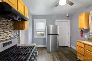 337 N Maple Ave N, East Orange, NJ 07017 - Photo 12