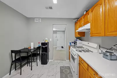 450 College Drive, Edison, NJ 08817 - Photo 8