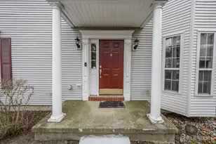 1 Cambridge Ct, East Brunswick Township, NJ 08816 - Photo 2