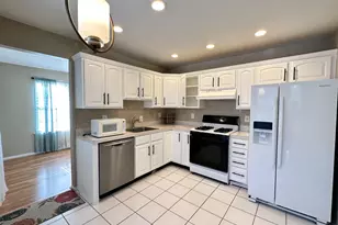 808 Cypress Ln, East Brunswick Township, NJ 08816 - Photo 8