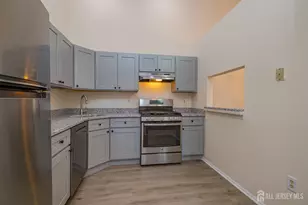 29 Amberly Ct, Franklin Township, NJ 08823 - Photo 12