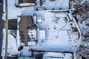 16 Peake Rd, Edison, NJ 08837 - Photo 36