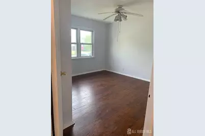 11 S Pelham Ave Avenue, Edison, NJ 08817 - Photo 6