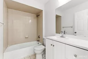 16 Rolling Brook Dr, Edison, NJ 08820 - Photo 32