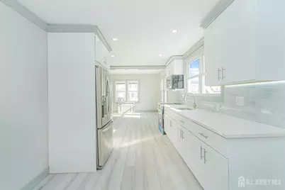 13 Outlook Avenue, Sayreville, NJ 08876 - Photo 10