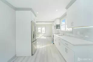 13 Outlook Ave, Sayreville, NJ 08876 - Photo 10