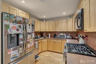 22 Franklin Pl, Morristown, NJ 07960 - Photo 14