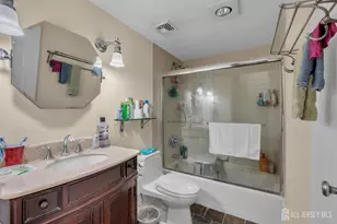 22 Franklin Pl, Morristown, NJ 07960 - Photo 24