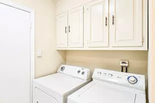 220C Manchester Ln, Monroe Township, NJ 08831 - Photo 18