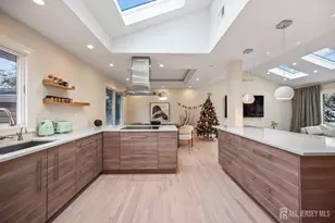 25 Maple St, Spotswood, NJ 08884 - Photo 12